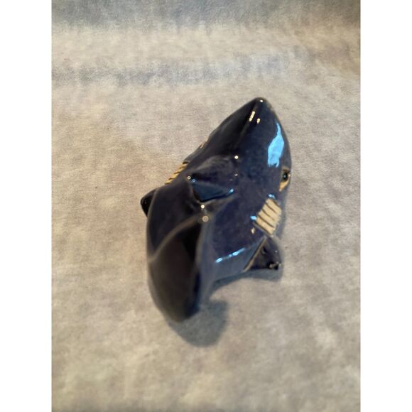 Artesania Rinconada Adult Smiling Shark 3-1/2" Blue Stoneware Clay Uruguay‎ - Picture 6 of 13